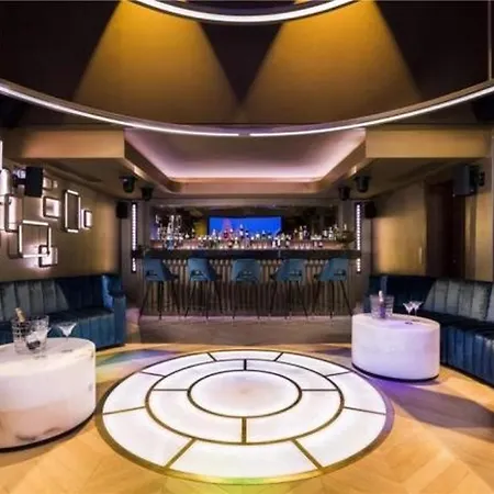 Luxury Apartamento Dn 马尔韦利亚